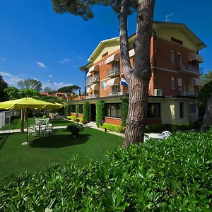 hotel-versilia.it-tuscanyhotel.com/